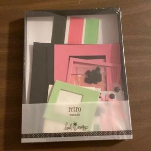 New in Box - Retro Frame and Flower Kit Heidi Swapp